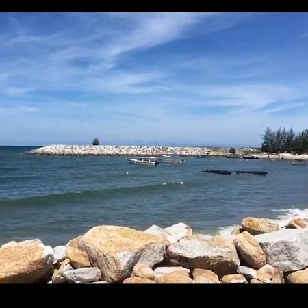 Zr D'Jembal Homestay, Gong Badak Kuala Terengganu Esterno foto